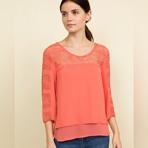 5/$25 Maurices Coral Lace Blouse lace and layers size large flowy top